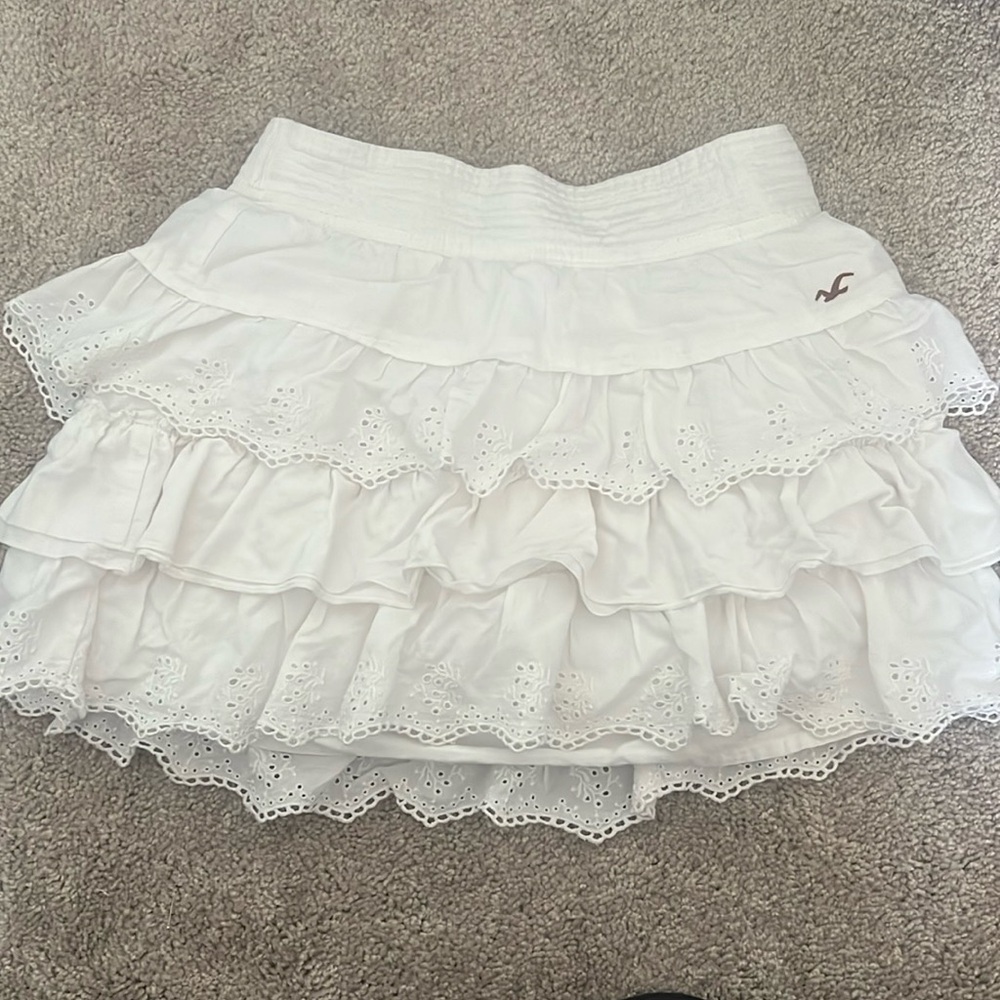 Hollister mini skirt